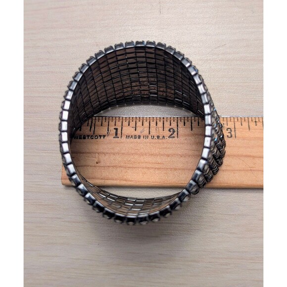 Black Gray & Clear Ombre Crystals Stretch Cuff Bracelet - Picture 4 of 4